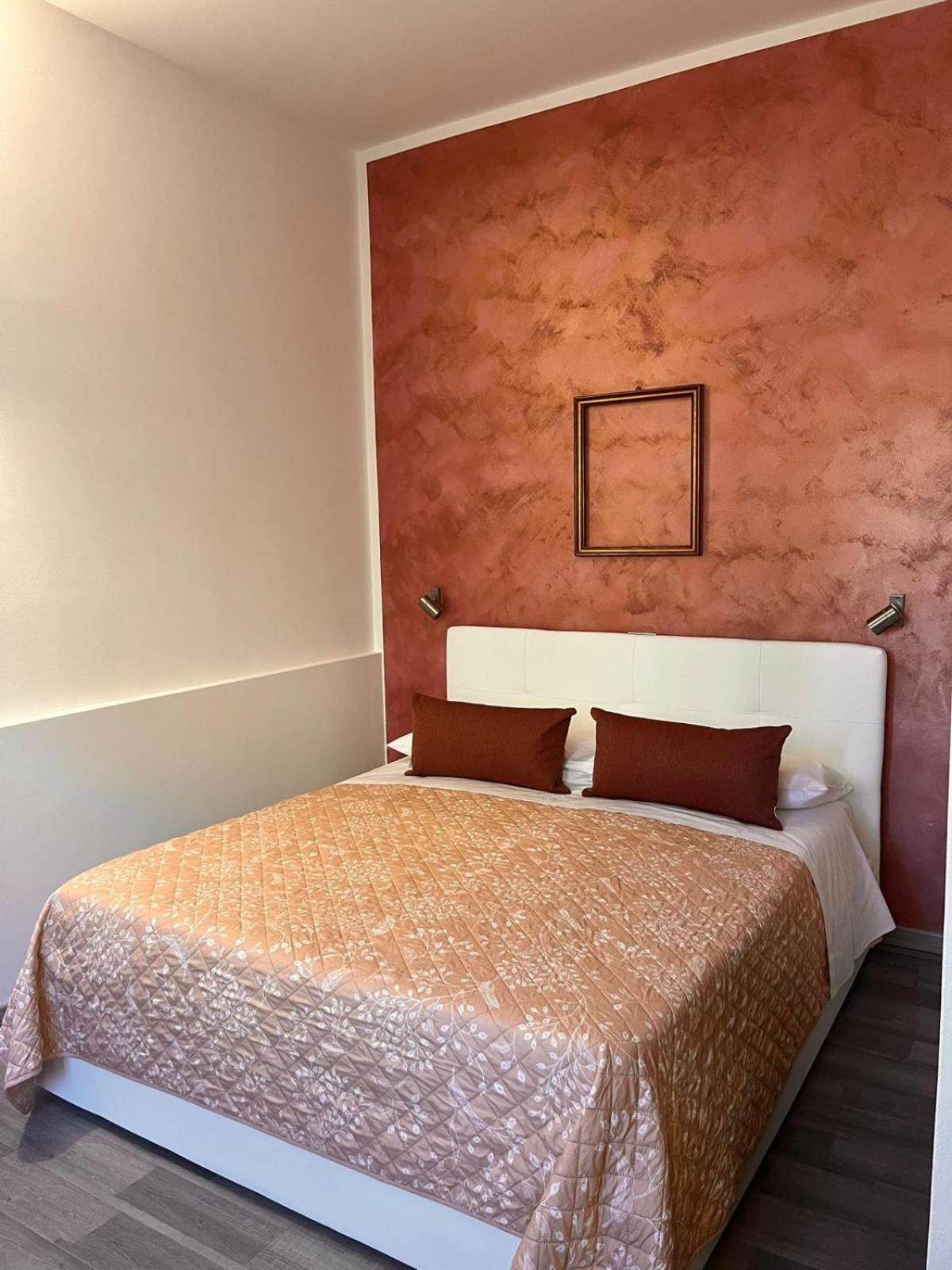 Harmony Lake Sirmione Exterior foto